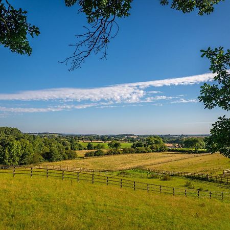 Hotel Abberley Shepherds Hut - Ockeridge Rural Retreats Wichenford Exterior foto