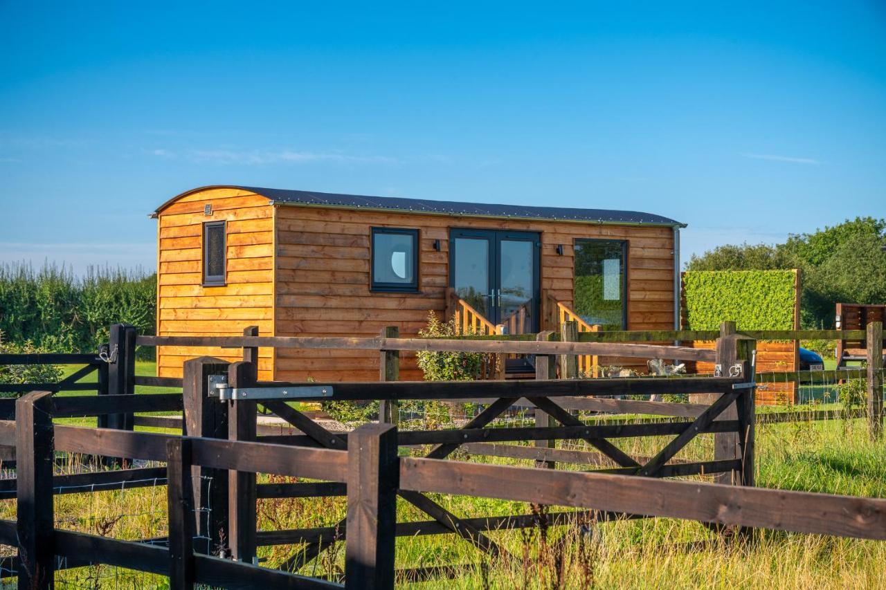 Hotel Abberley Shepherds Hut - Ockeridge Rural Retreats Wichenford Exterior foto