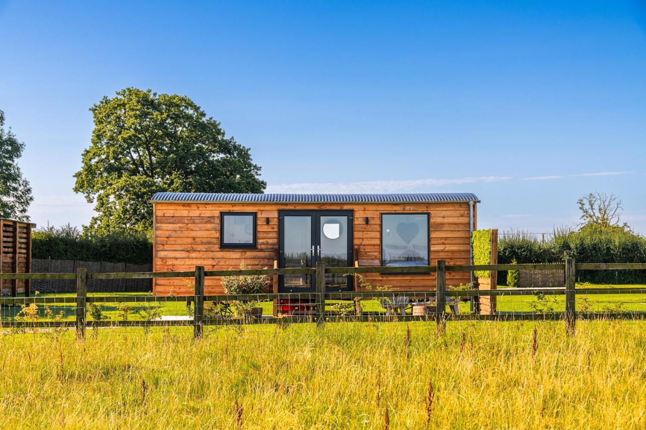 Hotel Abberley Shepherds Hut - Ockeridge Rural Retreats Wichenford Exterior foto