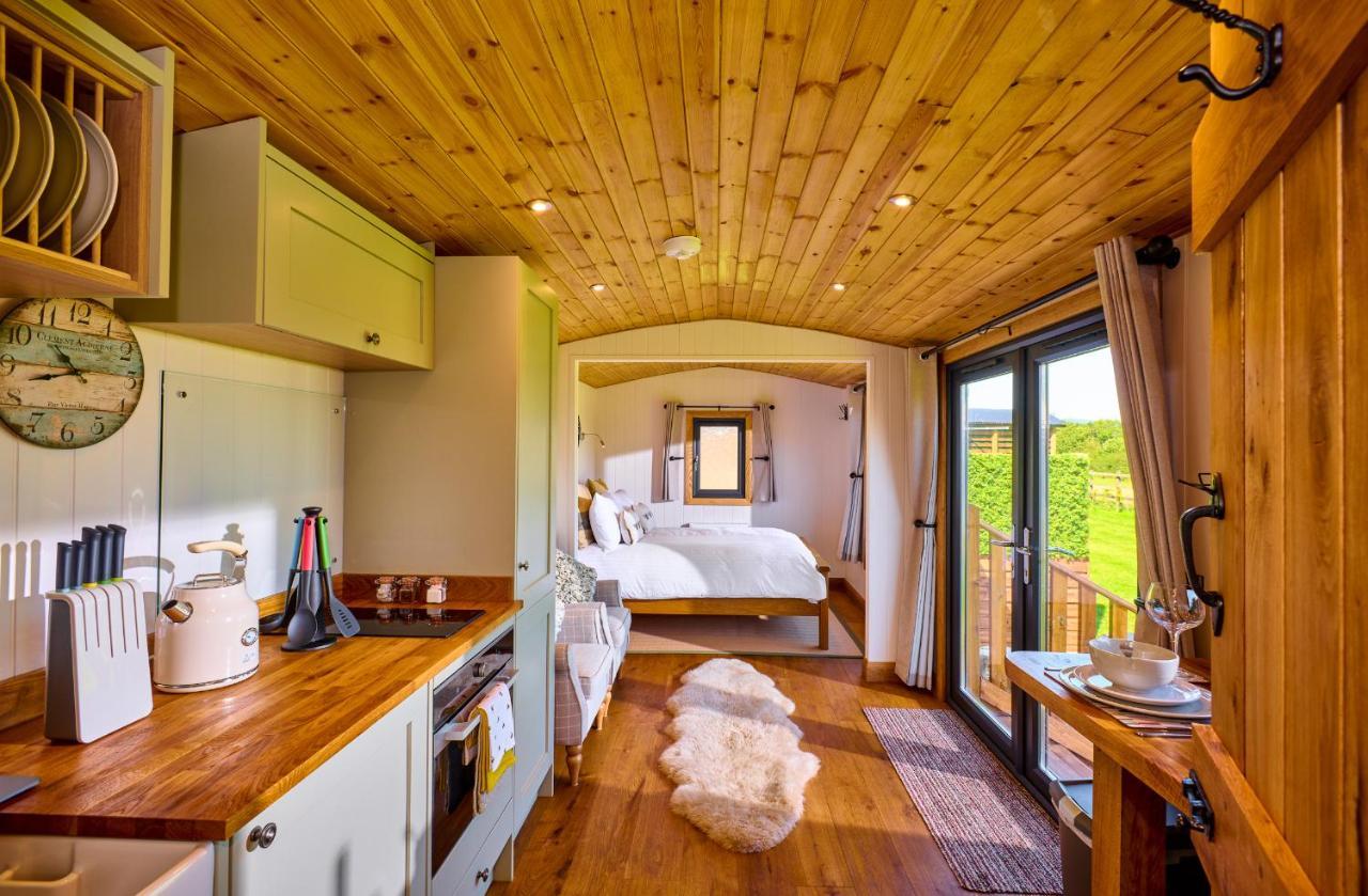 Hotel Abberley Shepherds Hut - Ockeridge Rural Retreats Wichenford Exterior foto