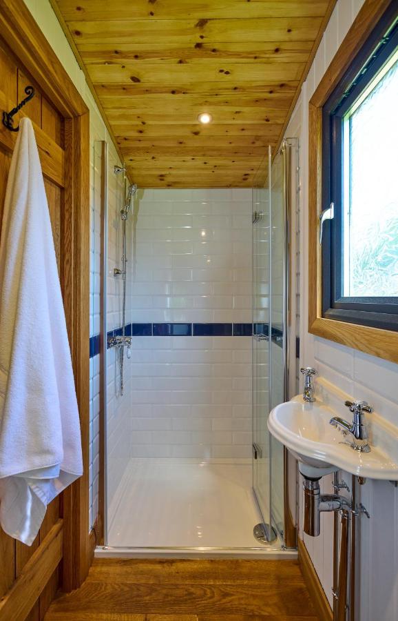 Hotel Abberley Shepherds Hut - Ockeridge Rural Retreats Wichenford Exterior foto