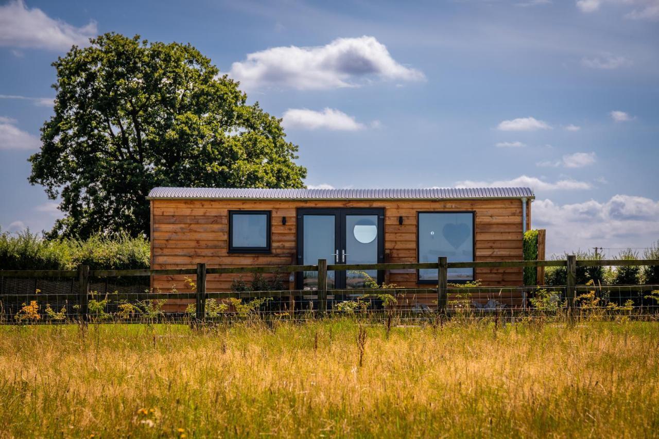 Hotel Abberley Shepherds Hut - Ockeridge Rural Retreats Wichenford Exterior foto